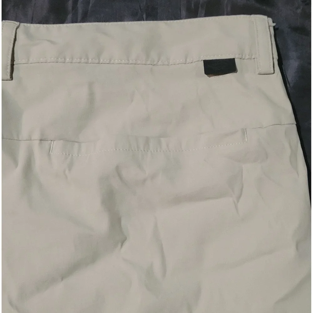 The North Face Rockaway Shorts Men's 40 Quick Dry Nylon‎ Stretch Beige NF00CE6K